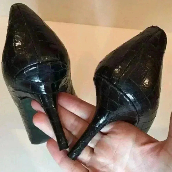 donald pliner Heels size 7 Patent Italian Leather - Picture 6 of 8